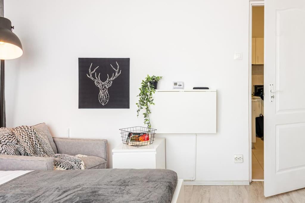 Cosy Nest M&N Condos Boekarest Buitenkant foto